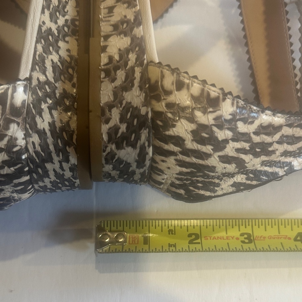 Coach Via with Demi wedge Stylish Beige tan and Black Sandals with back zipper - Picture 4 of 10